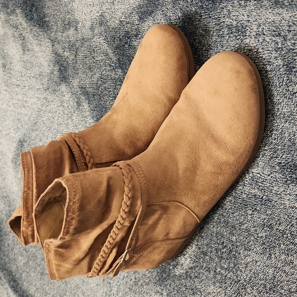 St Johns Bay suede booties - Picture 1 of 7
